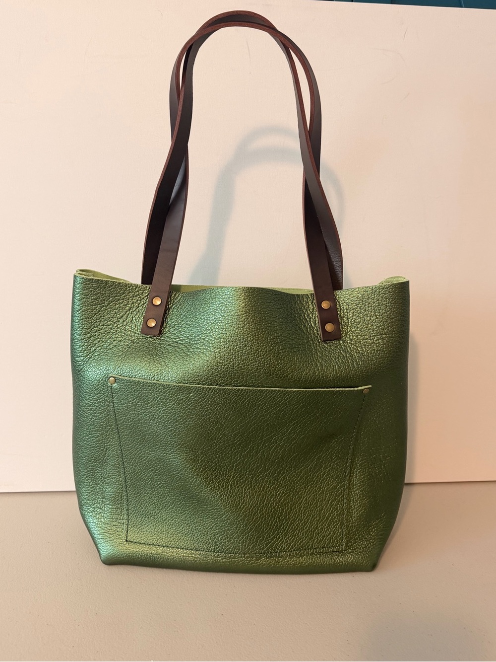 Portland Leather medium classic tote UNICORN 🦄 COLOR Green Greench